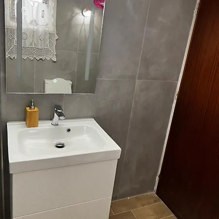 Rest Apartment *