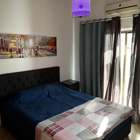 Apartment Rest *